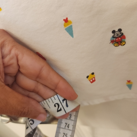 Disney button up shirt size L - Picture 2 of 8